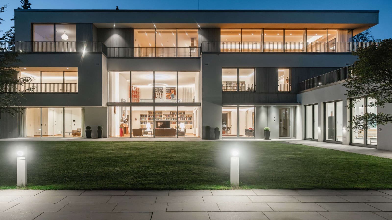 Bernadottestraße – Von Albert Real Estate