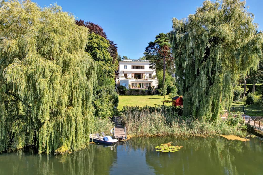 „Villa 'Zissu': Luxusanwesen mit Seeblick, Privatgarten & 1.300 m² Wohnfläche in Berlin-Grunewald“ - Thumbnail 10