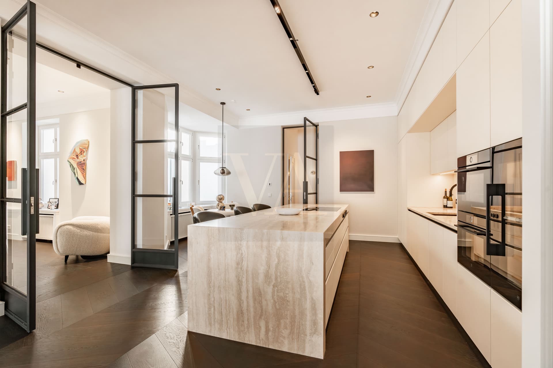 Historic Luxury Apartment in Berlin-Wilmersdorf – 248 sqm, 2 Balconies & Elevator - Thumbnail 4