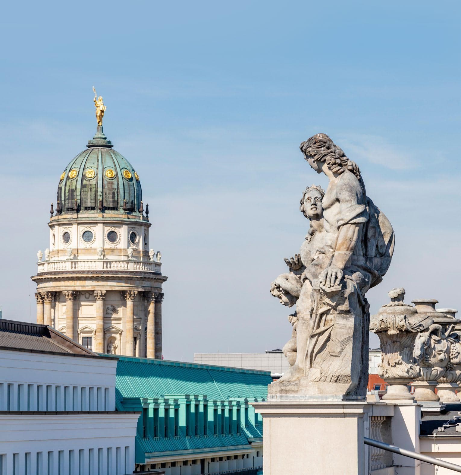 The Kronprinz – Royal Penthouse with 360° Rooftop Terrace in Historic Berlin-Mitte - Thumbnail 6