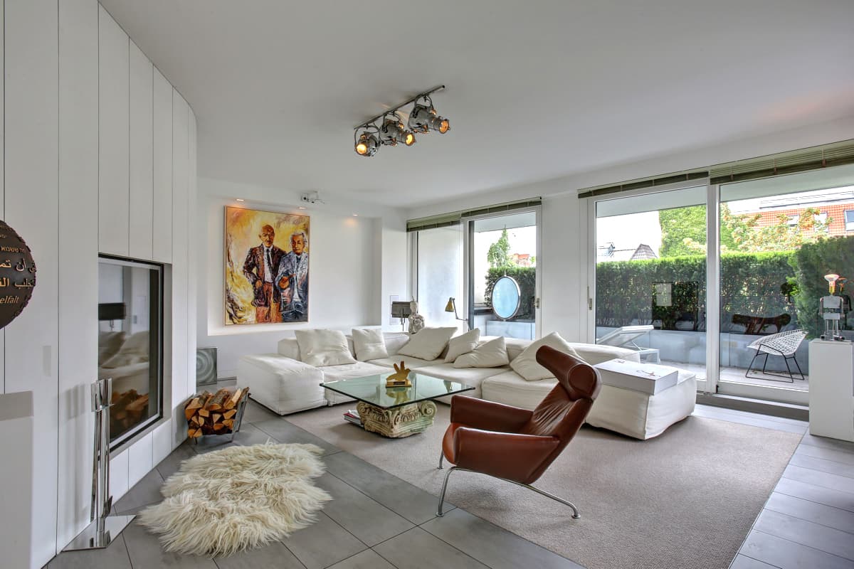 Luxurious Three-Level Penthouse with Outdoor Spa & Three Rooftop Terraces in Berlin-Mitte - Image 3