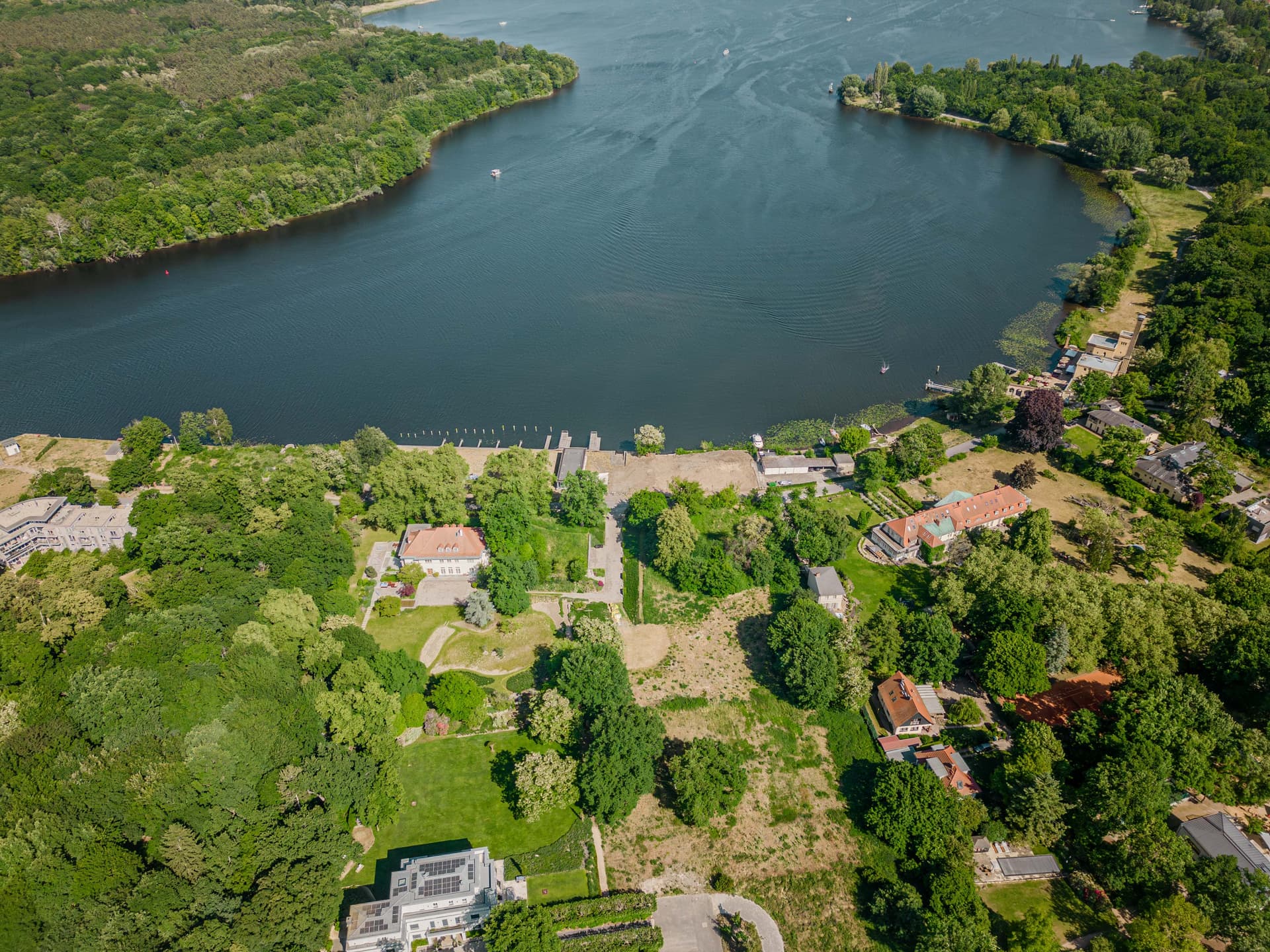 Exclusive Waterfront Estate with Private Marina - Image 2