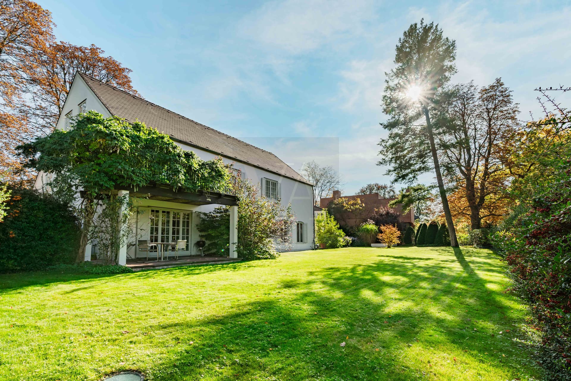 Refined Elegance: A Sumptuous Private Villa