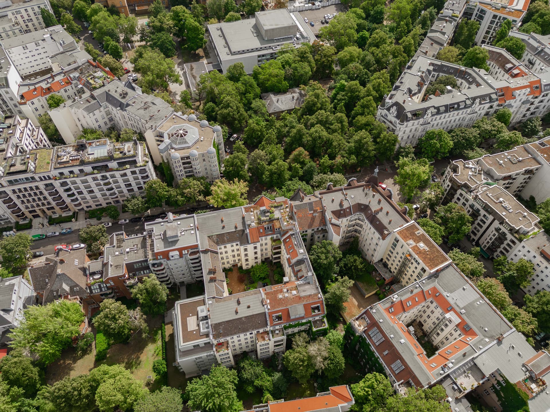 Exklusives Penthouse am Fasanenplatz – Luxus trifft auf Berliner Eleganz - Image 2