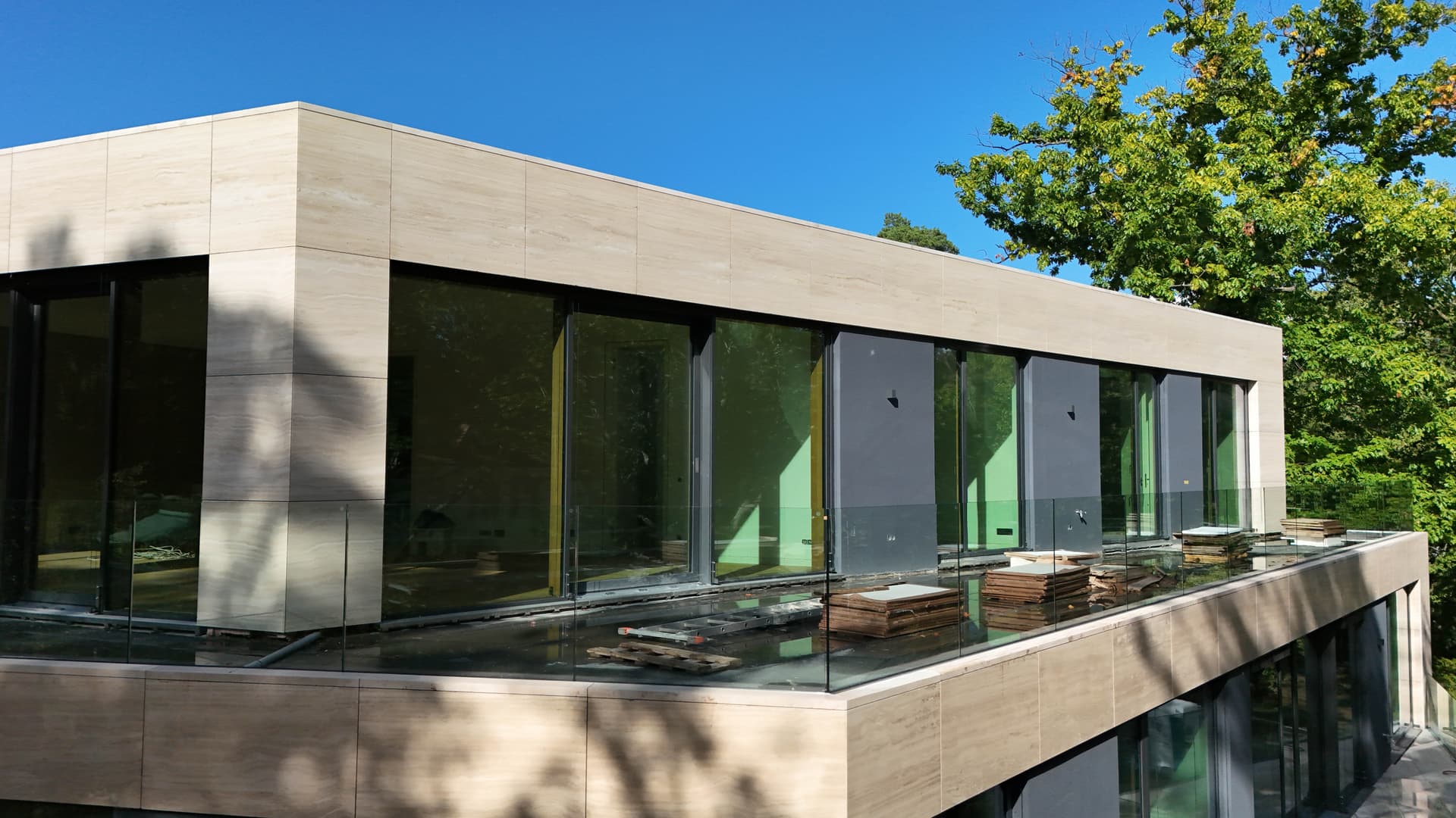 Exceptional Penthouse residence in one of Berlin's most sought after location - Image 1