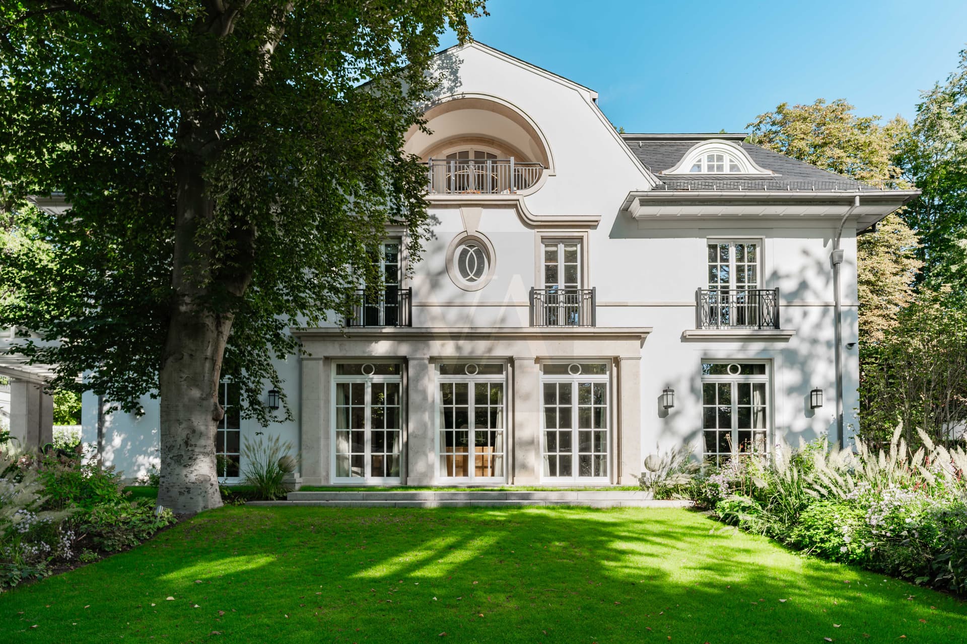 Architectural Masterpiece in Grunewald – Luxury Villa by Robert A.M. Stern