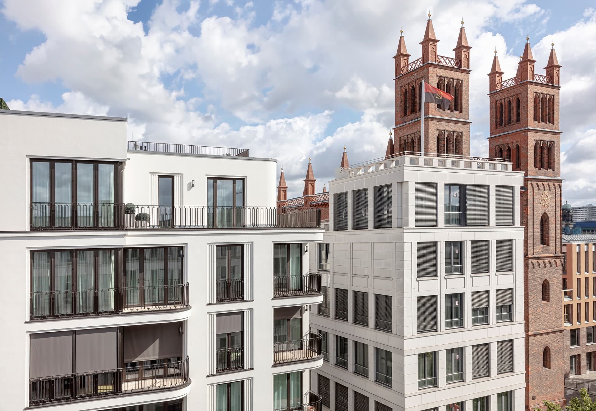 The Kronprinz – Royal Penthouse with 360° Rooftop Terrace in Historic Berlin-Mitte