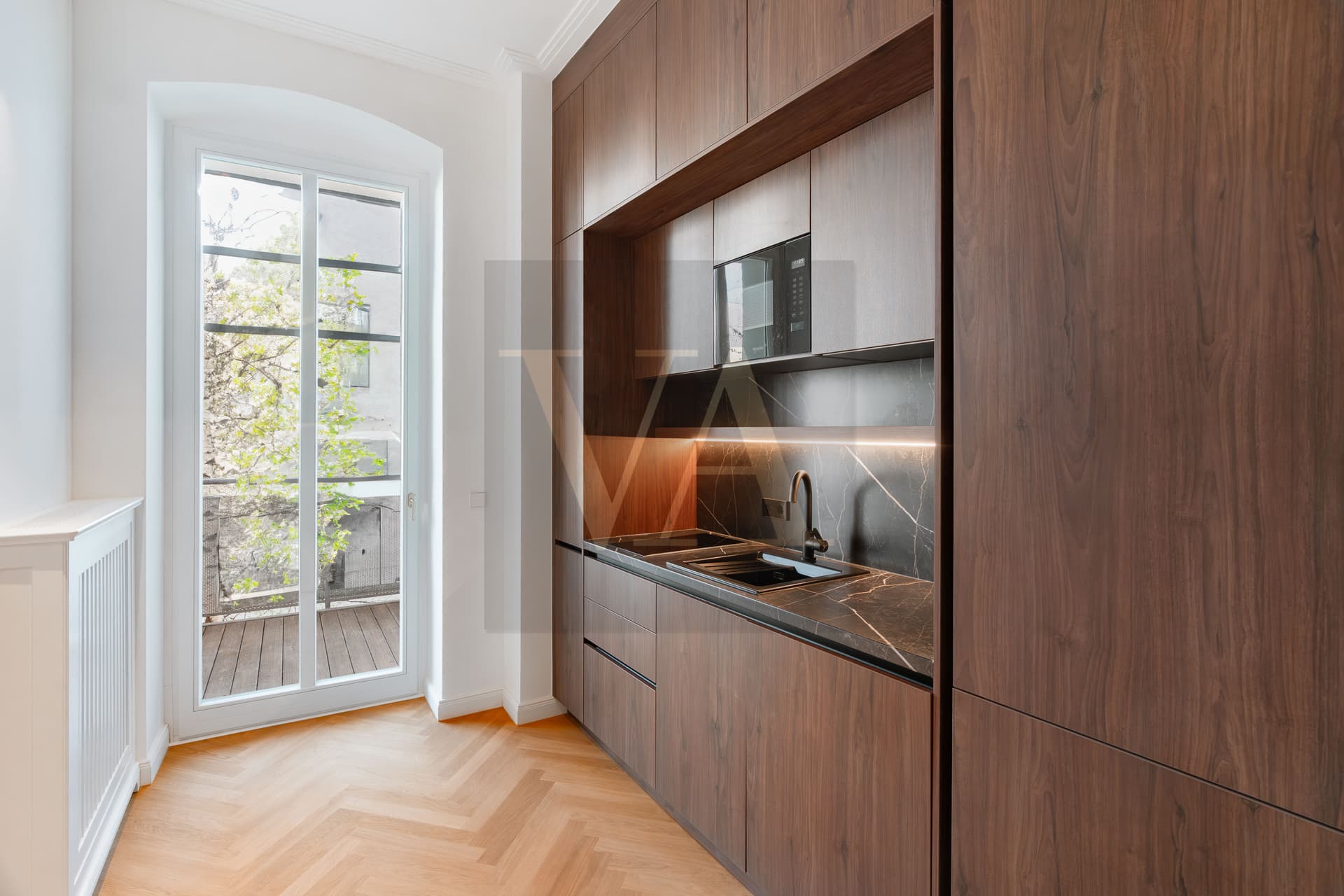 Elegant Office Space with Two Balconies & Designer Finishes in Charlottenburg
