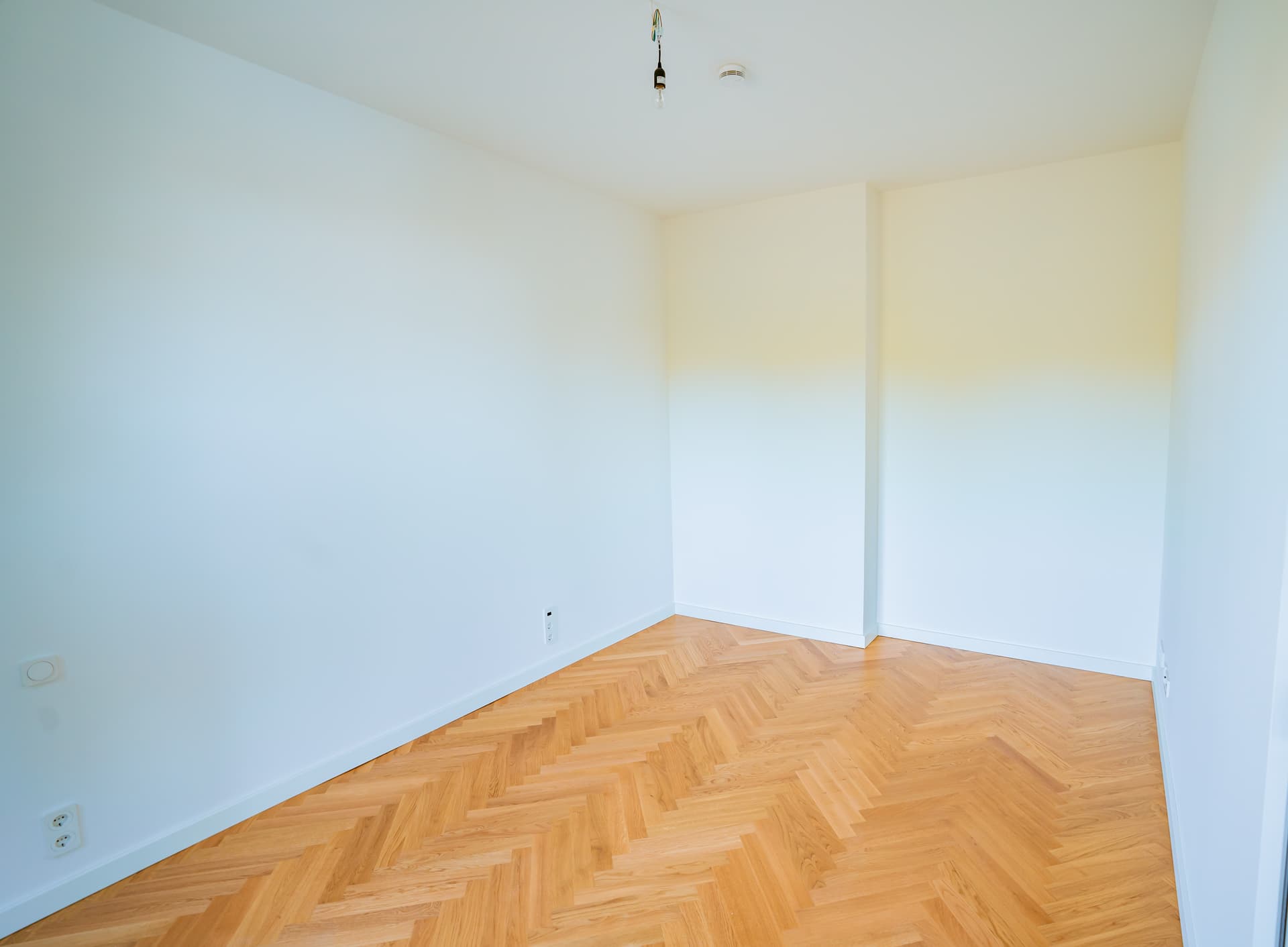 Nº1 Charlottenburg – Exclusive Luxury Floor with River Spree Views Adjacent to Tiergarten