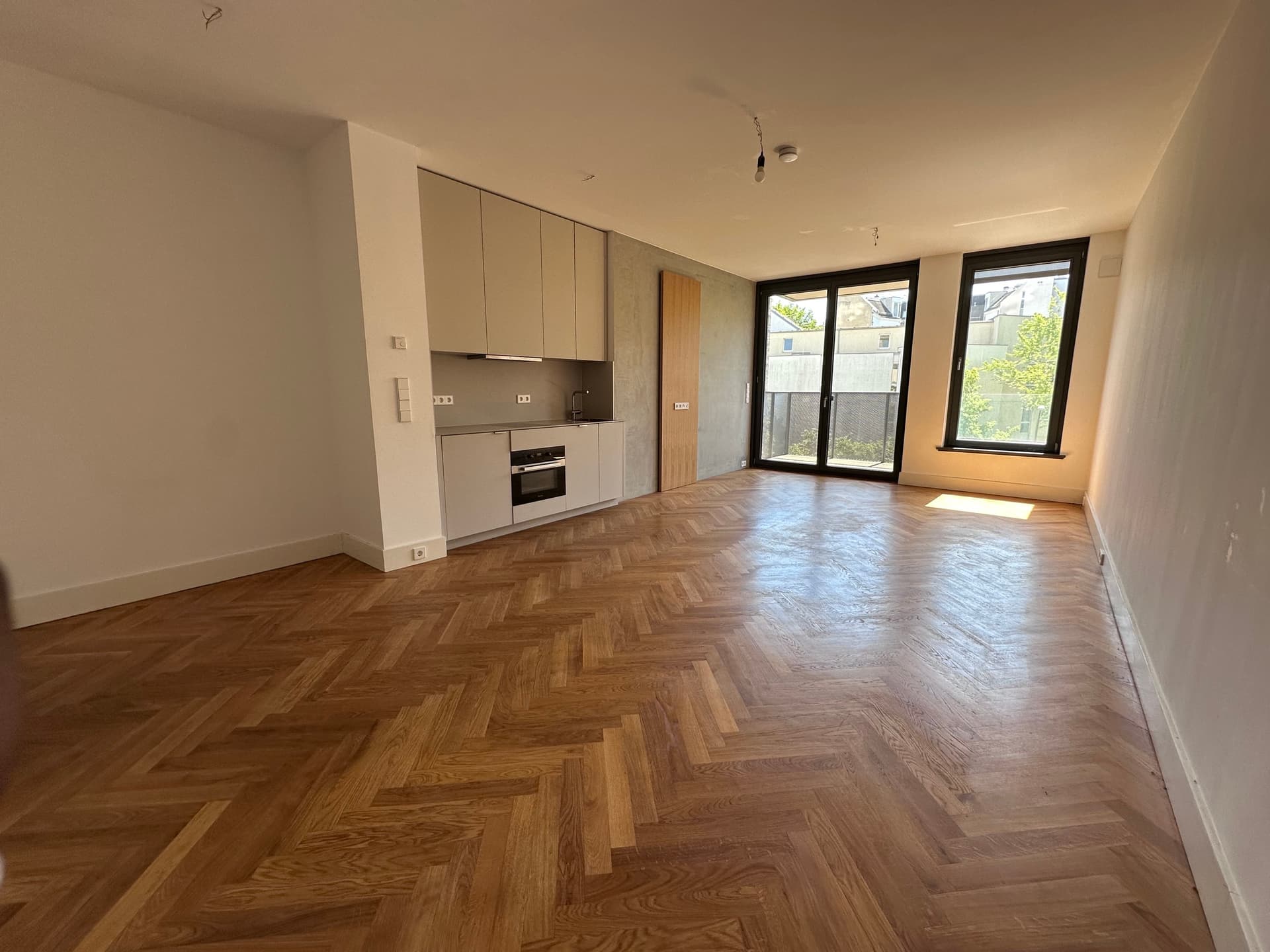 Modern City Apartments on Lietzenburger Straße – Investment Opportunity in the Heart of West Berlin - Image 1