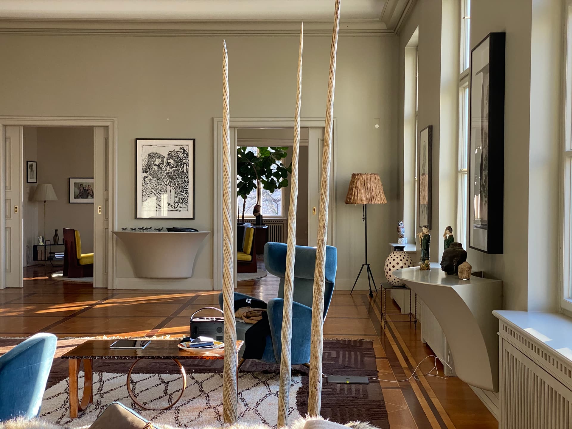Luxury Residence with 451 sqm in a Listed Embassy Building Directly at Tiergarten - Image 2