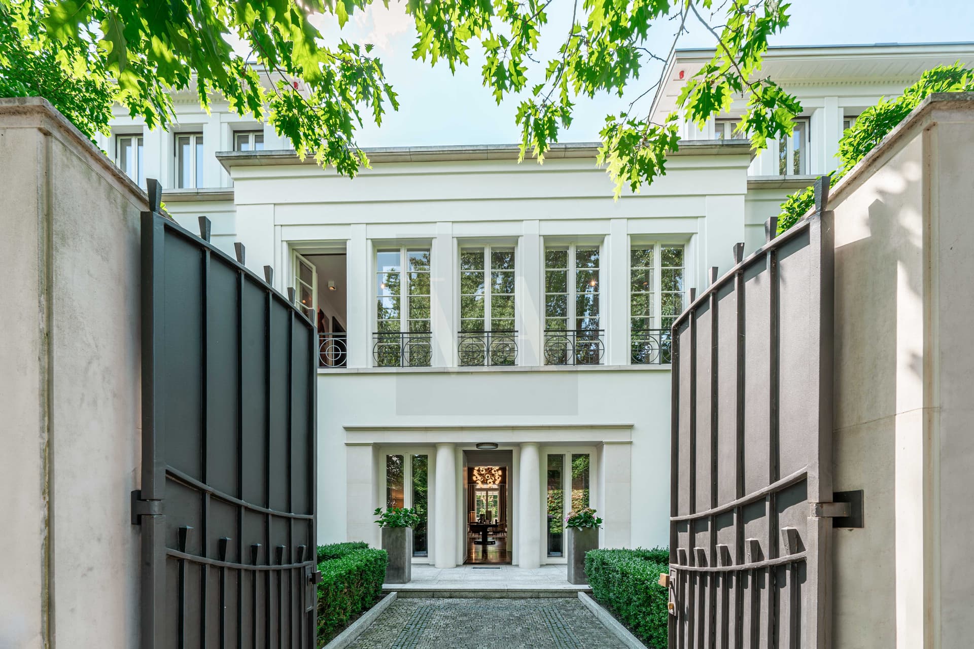 Grand Villa with Private Park & Spa – A Classical Masterpiece in Berlin-Dahlem - 图片 72