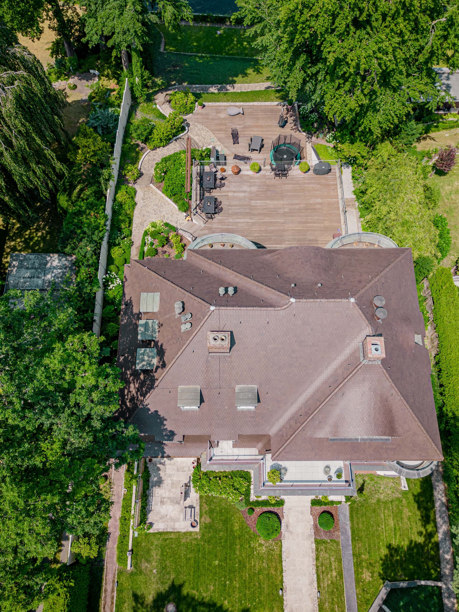 Exclusive Waterfront Villa in Berlin-Wannsee with Private Spa, Pool & Boathouse - Image 9