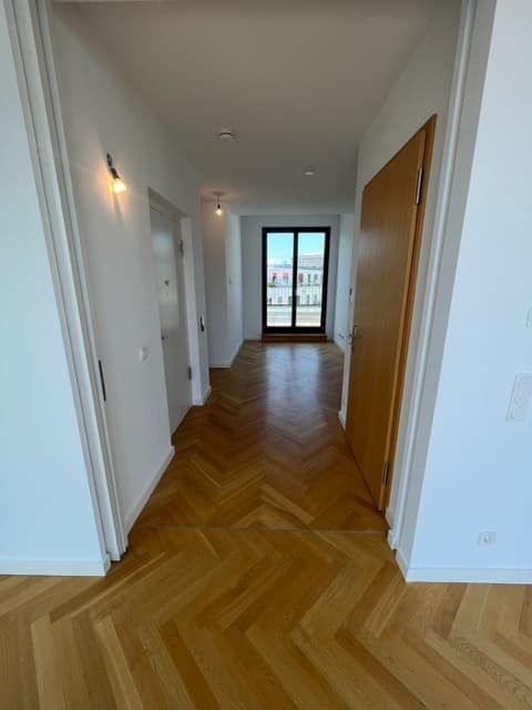 „Exklusives Spree-Penthouse mit umlaufender Terrasse in Bestlage am Tiergarten“ - Image 2