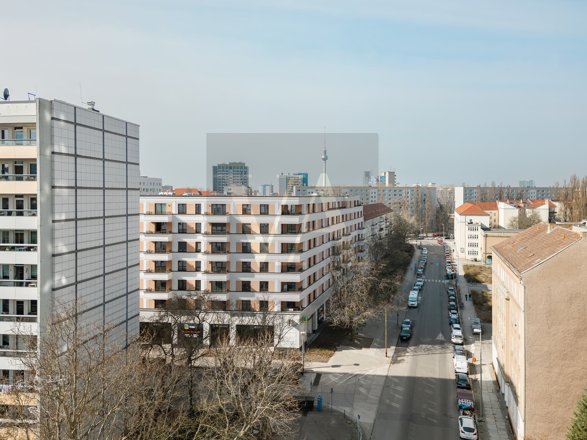 Spacious Designer New-Build Apartment with Garden Terraces – Urban Living in Berlin-Friedrichshain - Image 25