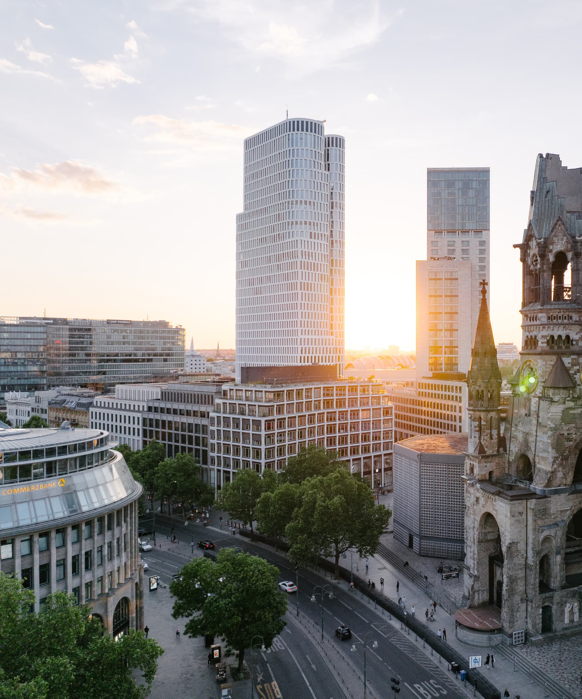 Das höchste Penthouse Berlins – Exklusives Upper West mit 360° Skyline-Blick“
