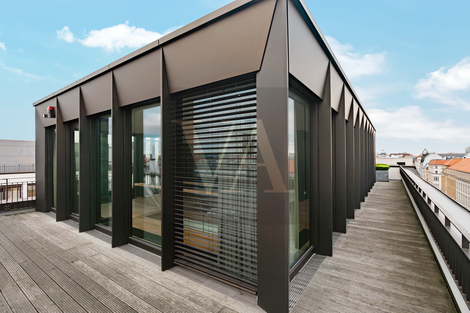 Luxury Duplex Penthouse with Private Elevator & Panoramic Rooftop Terraces - Image 6