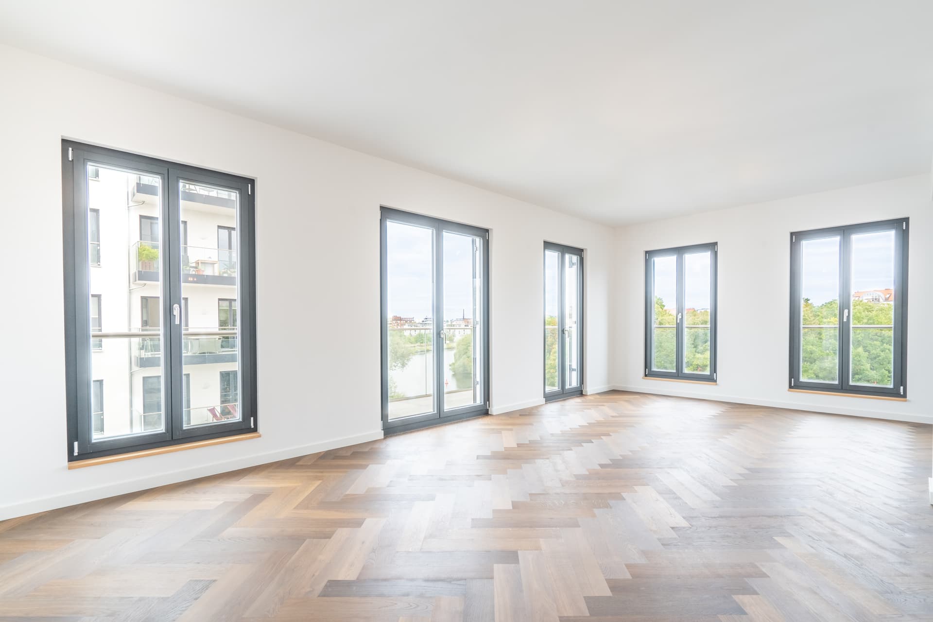 „Elegante 3-Zimmer-Wohnung mit Spreeblick im Herzen Berlins“ - Image 3