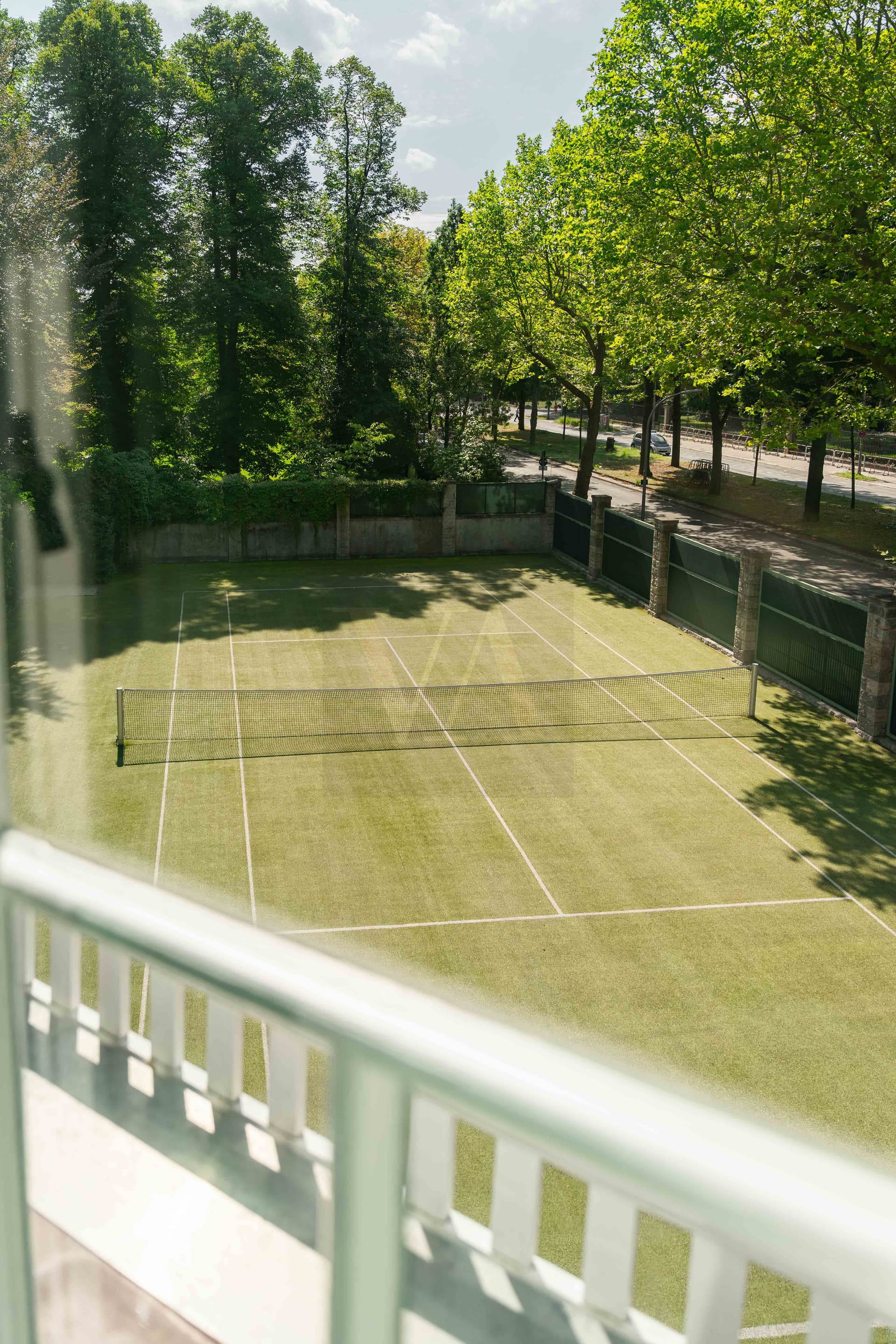 Villa Stauss Historic Presidential Villa with 3,800 sqm Park Garden in Berlin-Dahlem - Image 32