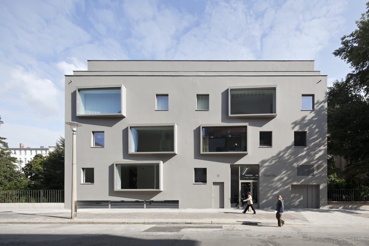 Attractive Commercial & Residential Space in Berlin-Mitte – Prime Commercial Property in the Heart of Berlin