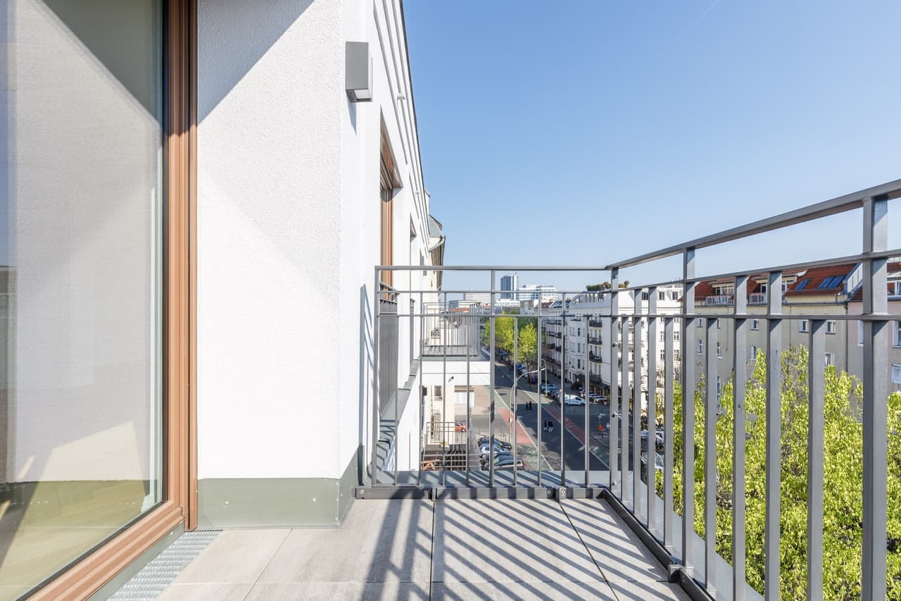 Lichtdurchfluteter Luxus mit nahtlosem Übergang zwischen Innen- und Außenbereich - Bild 28