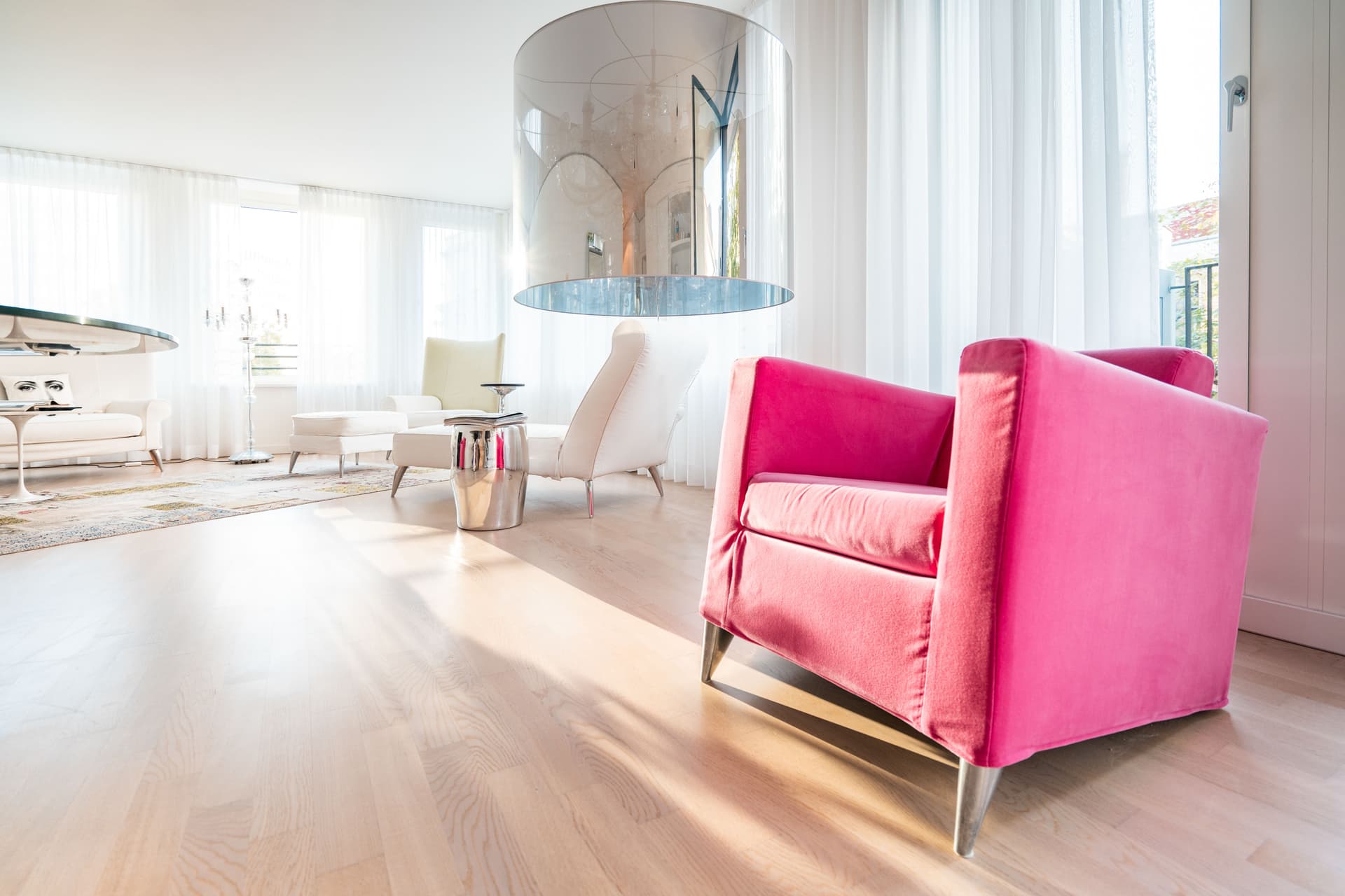 YOO Berlin – Stylish 2-Room Residence by Philippe Starck with Spree River Views