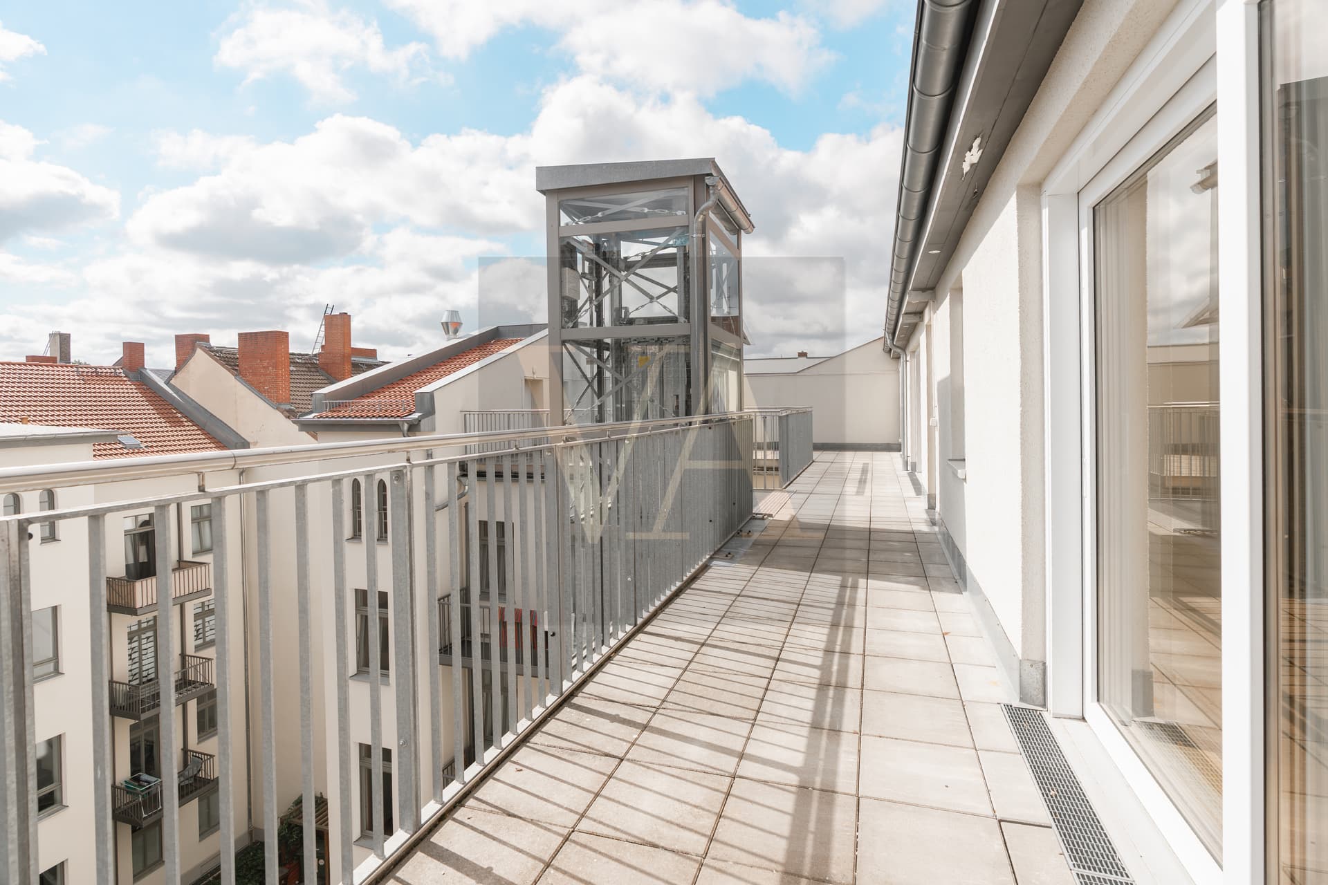 Luxuriöses Penthouse mit Dachterrasse im Herzen Kreuzbergs - Image 11