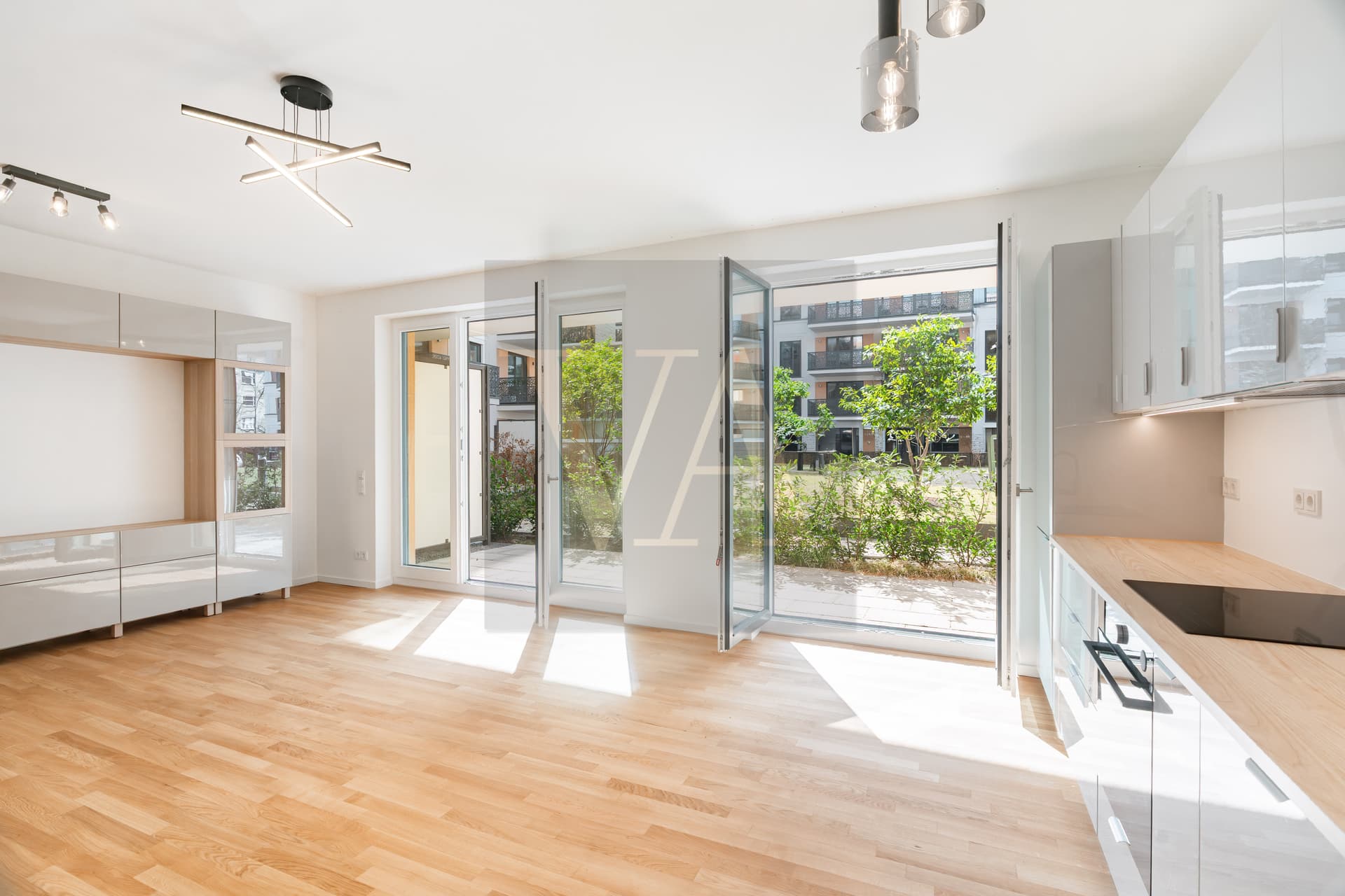 Spacious Designer New-Build Apartment with Garden Terraces – Urban Living in Berlin-Friedrichshain - Image 1