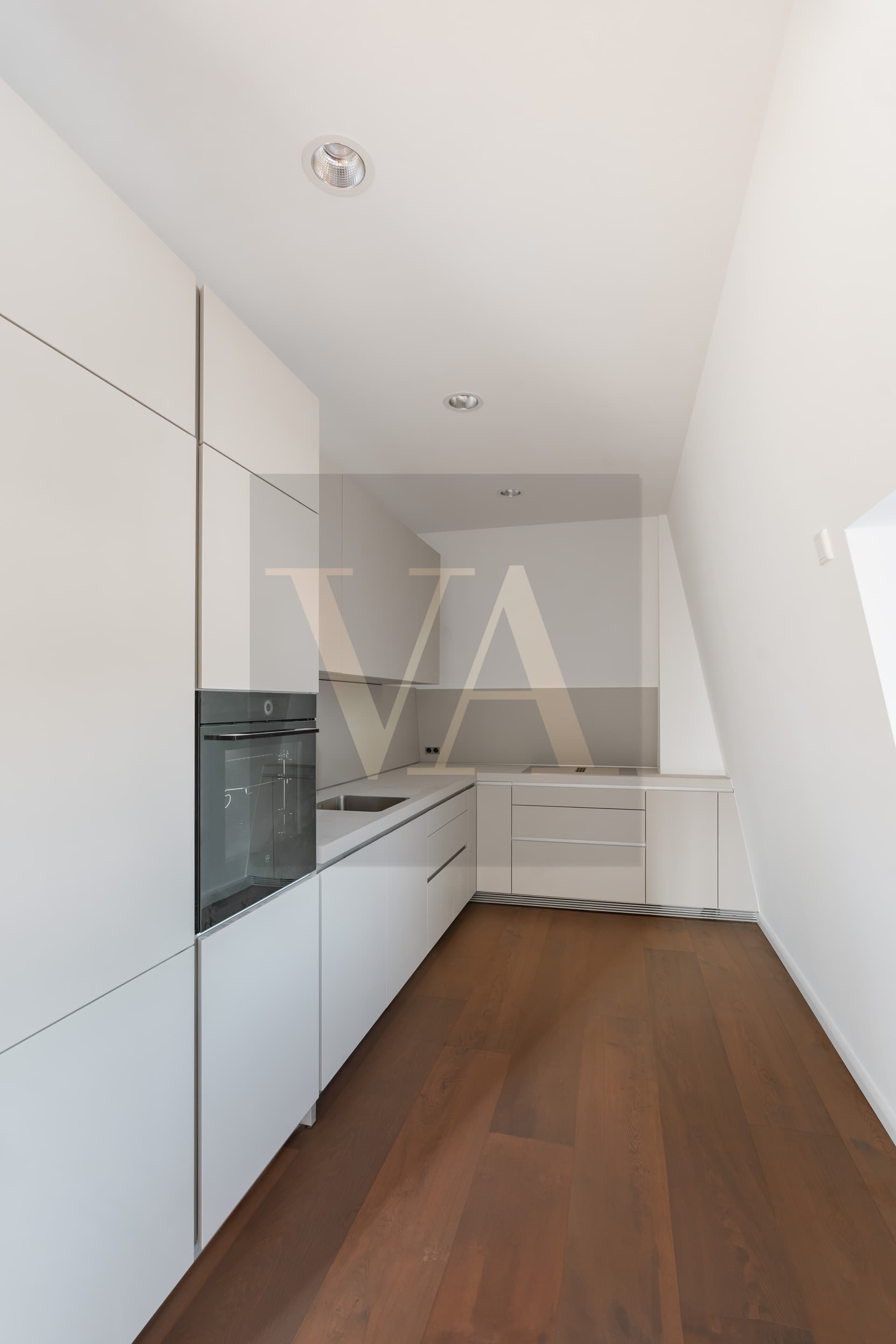 Penthouse in Grunewald- Spacious luxury with far-reaching views, elegance and maximum living comfort