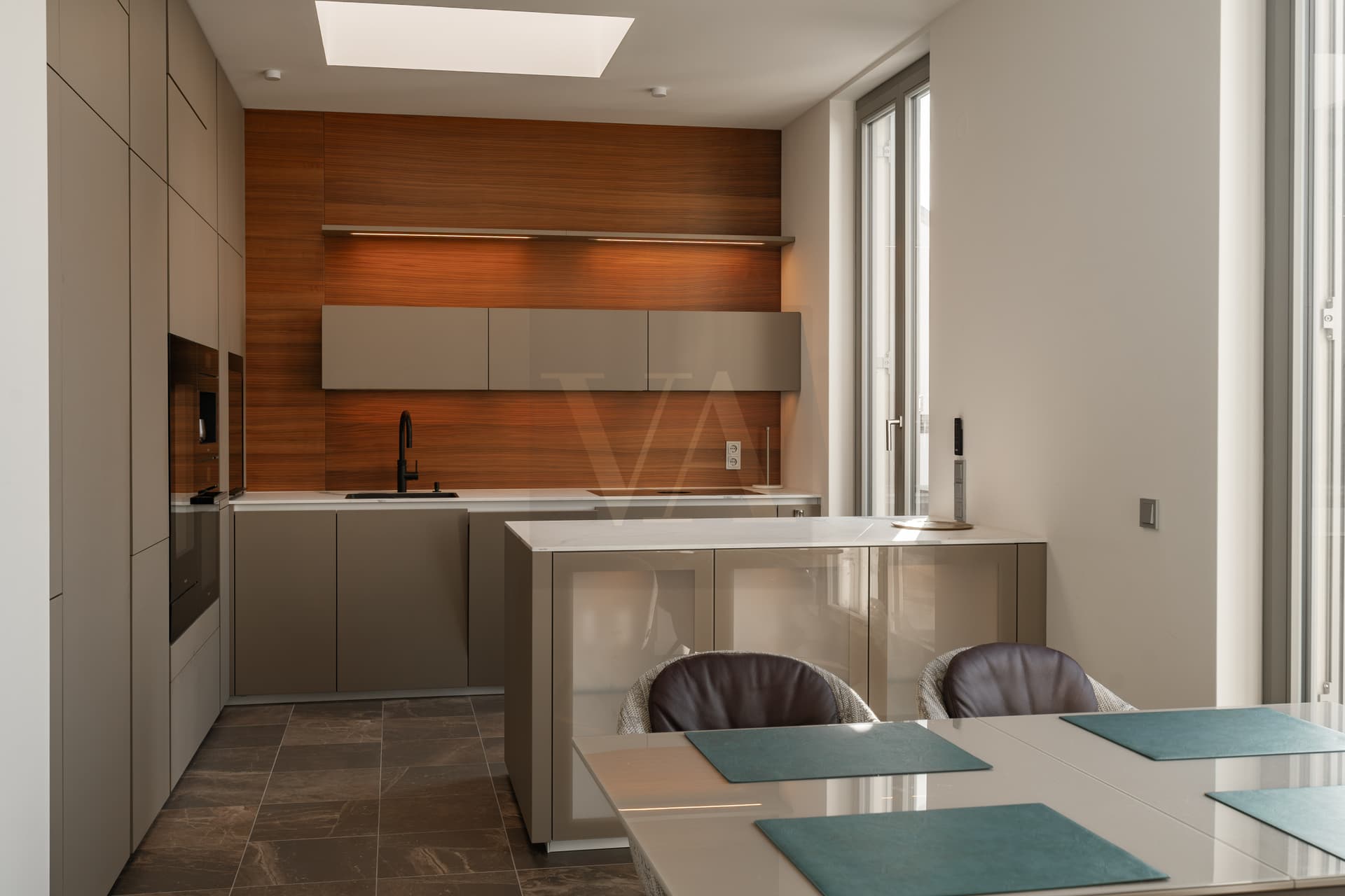 Spree Penthouse with 86 sqm Terrace & Waterfront Views – Exclusive Retreat near Tiergarten
