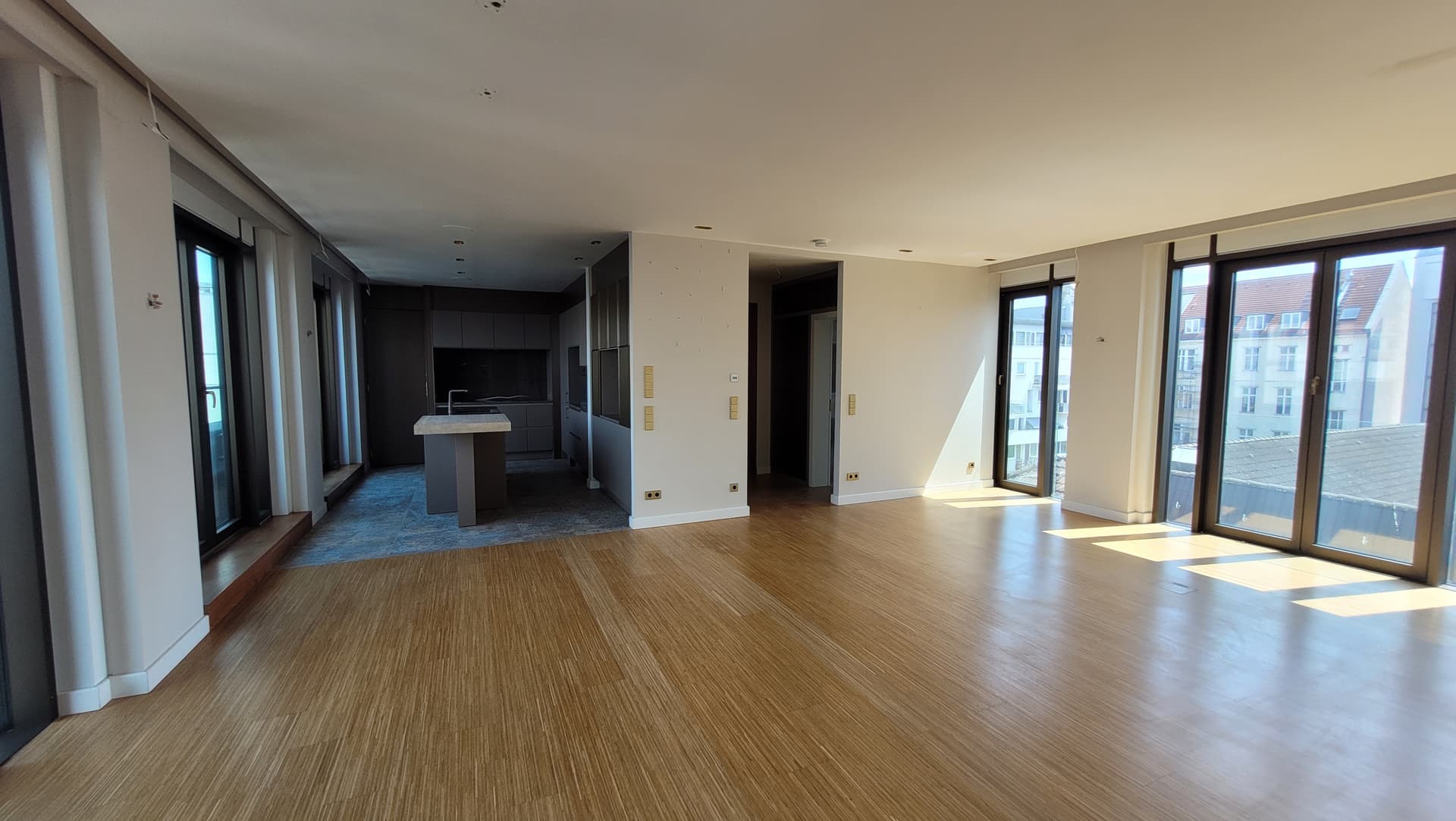 Spacious luxury apartment in the center of Berlin - Image 3