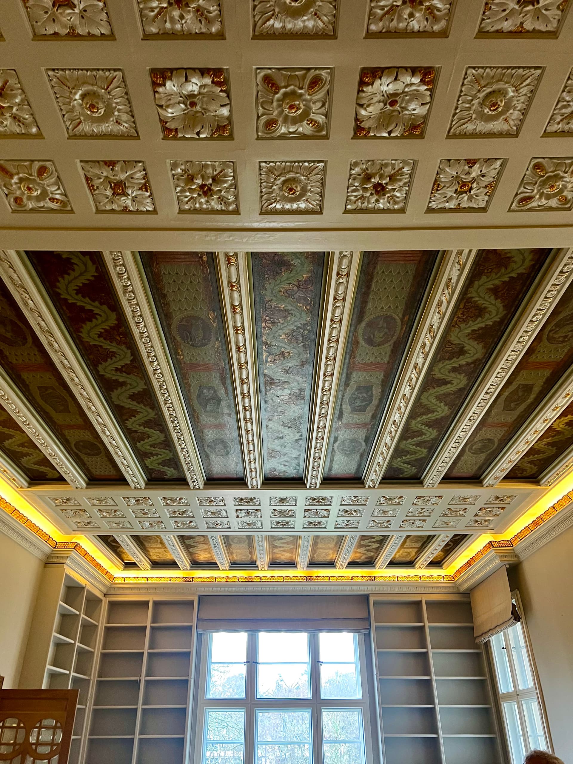 Monumental Art Nouveau Estate on a Prestigious Lakefront Plot in Berlin-Grunewald - Image 14
