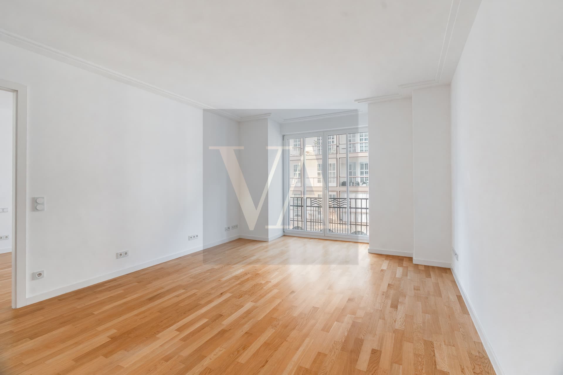 Exklusive 5-Zimmer-Residenz in den Charlottenhöfen – Luxuswohnen am Kurfürstendamm