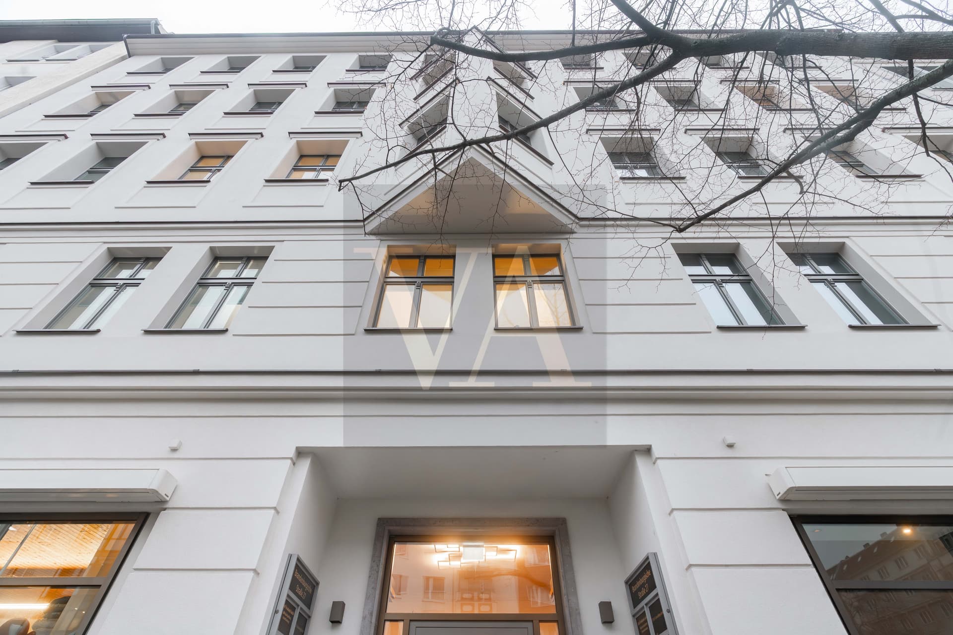 Prestigious 180 m² Office Space with Parking Near Kurfürstendamm, Berlin - Image 13