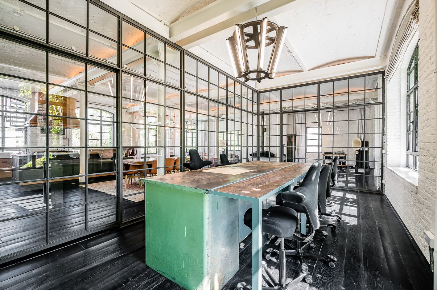 Exclusive Loft with 326 sqm & Designer Fireplace in Historic Factory at Maybachufer - Image 10