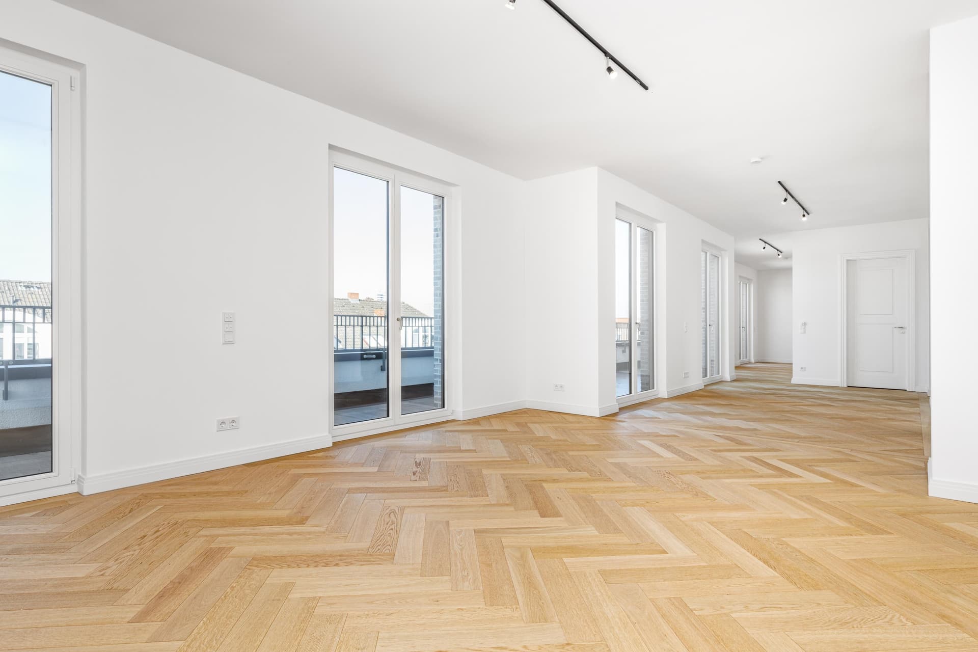 WIELAND & PESTALOZZI – Timeless Elegance in the Heart of Berlin-Charlottenburg - Bild 1